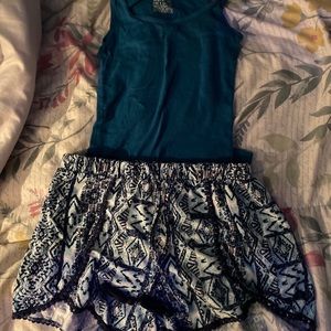 🌺 2 for $30.00 Shorts and tank top / SET